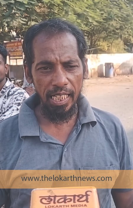 रेल्वे स्थानक चौकातील टपरीधारकांवर कारवाई; महापालिकेविरोधात संतापाचा उद्रेक