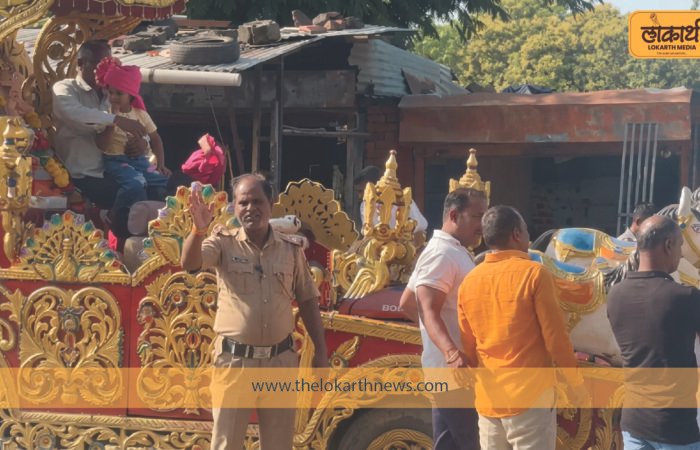 खुलताबाद पोलीस ठाण्यातील गणपती बाप्पाचे ढोल ताशाच्या गजरात शनिवारी विसर्जन