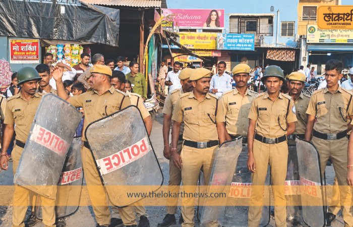 गणेश विसर्जनासाठी शहर पोलिसांचा कडक बंदोबस्त.jpg