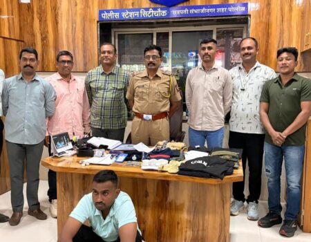 Chhatrapati_Sambhajinagar_Fake_Police_Arrest_Lokarth15.10.2026-1.jpeg