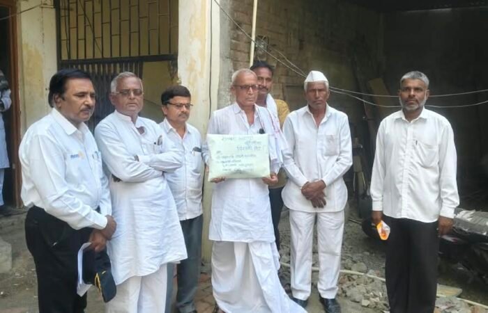Devendra Fadnvis yana Diwalisathi moneyorder 2 Lokarth 23.10.2026