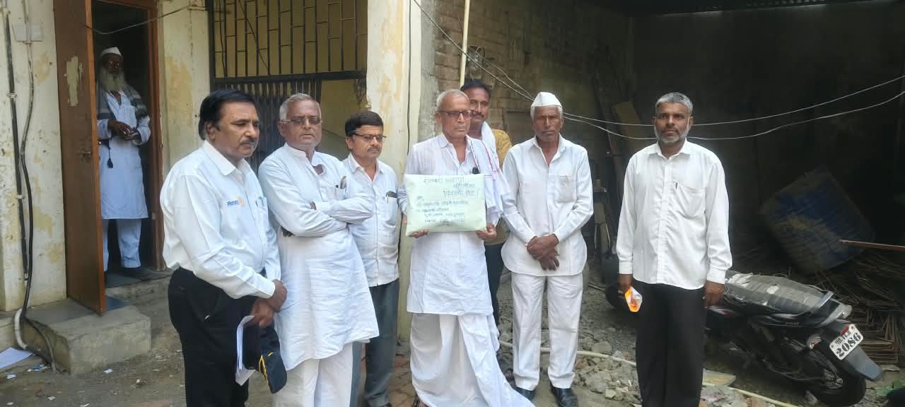 Devendra Fadnvis yana Diwalisathi moneyorder 2 Lokarth 23.10.2026