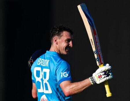 Harry-Brook Double Century Lokarth 23.10.2026