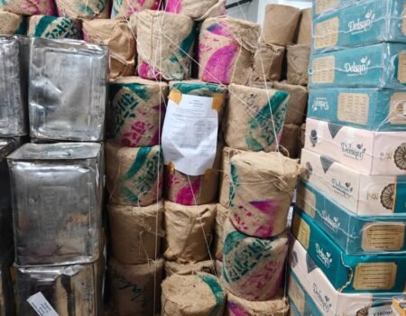 Jadhavwadi_Unlicensed_Cold_Storage_Food_Stock_Seized_Lokarth_News.mp41-23.10.2026.jpeg