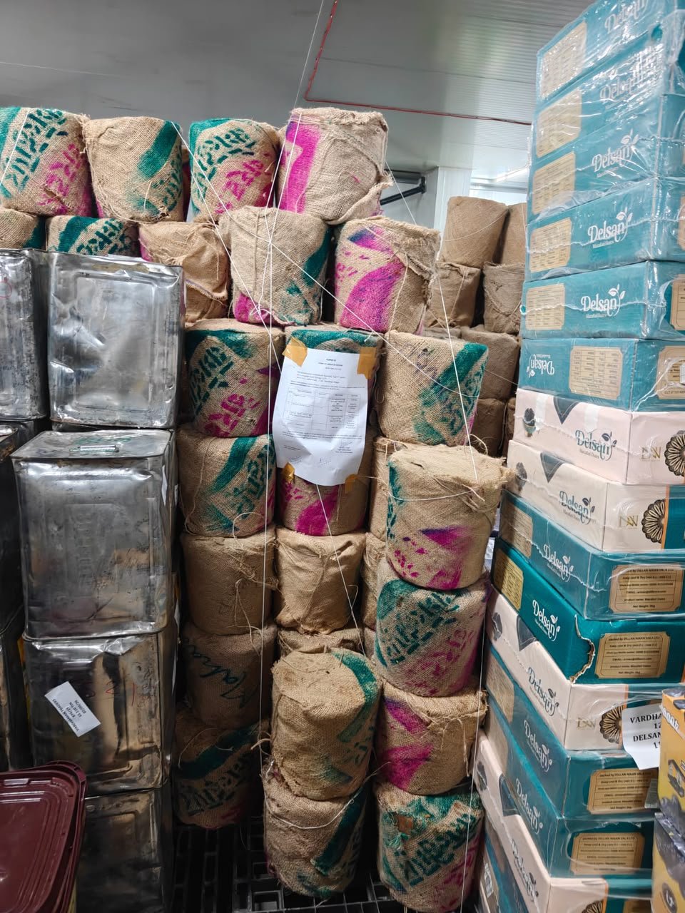 Jadhavwadi_Unlicensed_Cold_Storage_Food_Stock_Seized_Lokarth_News.mp41-23.10.2026.jpeg