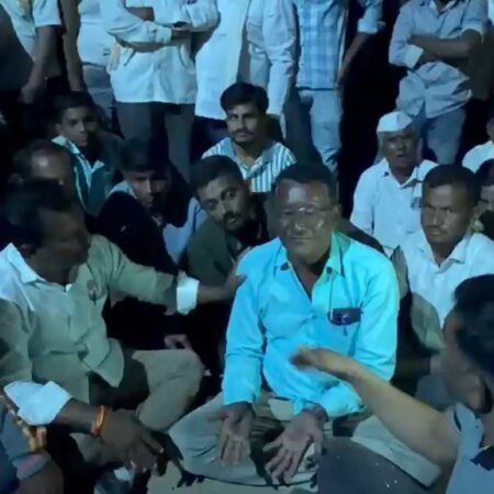 Kapus Kharedi madhye Katemari Image Lokarth 30.10.2026