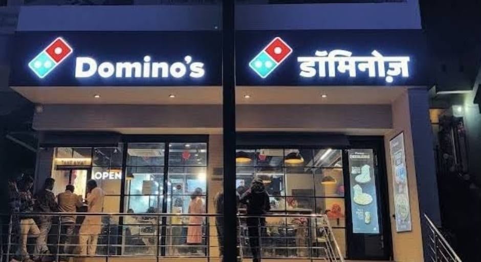 Parbhani_Dominos_Food_License_Suspended_Lokarth115.10.2026.jpeg
