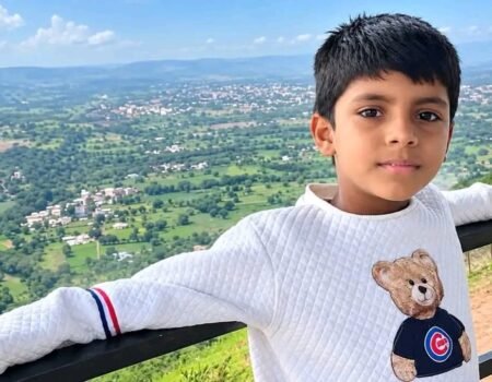 चार जीवांना वाचवून अखेर आयुष गेला