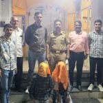 शेतात महिलेचे दागिने हिसकावणारे दोघे जेरबंद