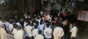 कोरड्या दुष्काळाने शेतकरी हवालदिल; छावा संघटना शेतकऱ्यांच्या बांधावर