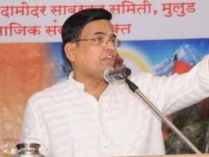 मनुस्मृती हा जगातला पहिला संविधान ग्रंथ- शरद पोंक्षे