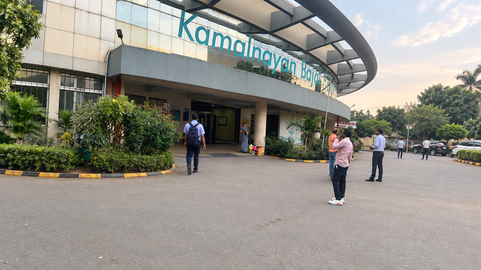 kamalanayam-bajaj-hospital-vr-FDA-chi-karvai9.10.2026.png
